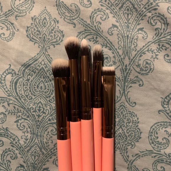 LUXIE EYECONIC EYE SET - ROSE GOLD - Picture 4 of 4